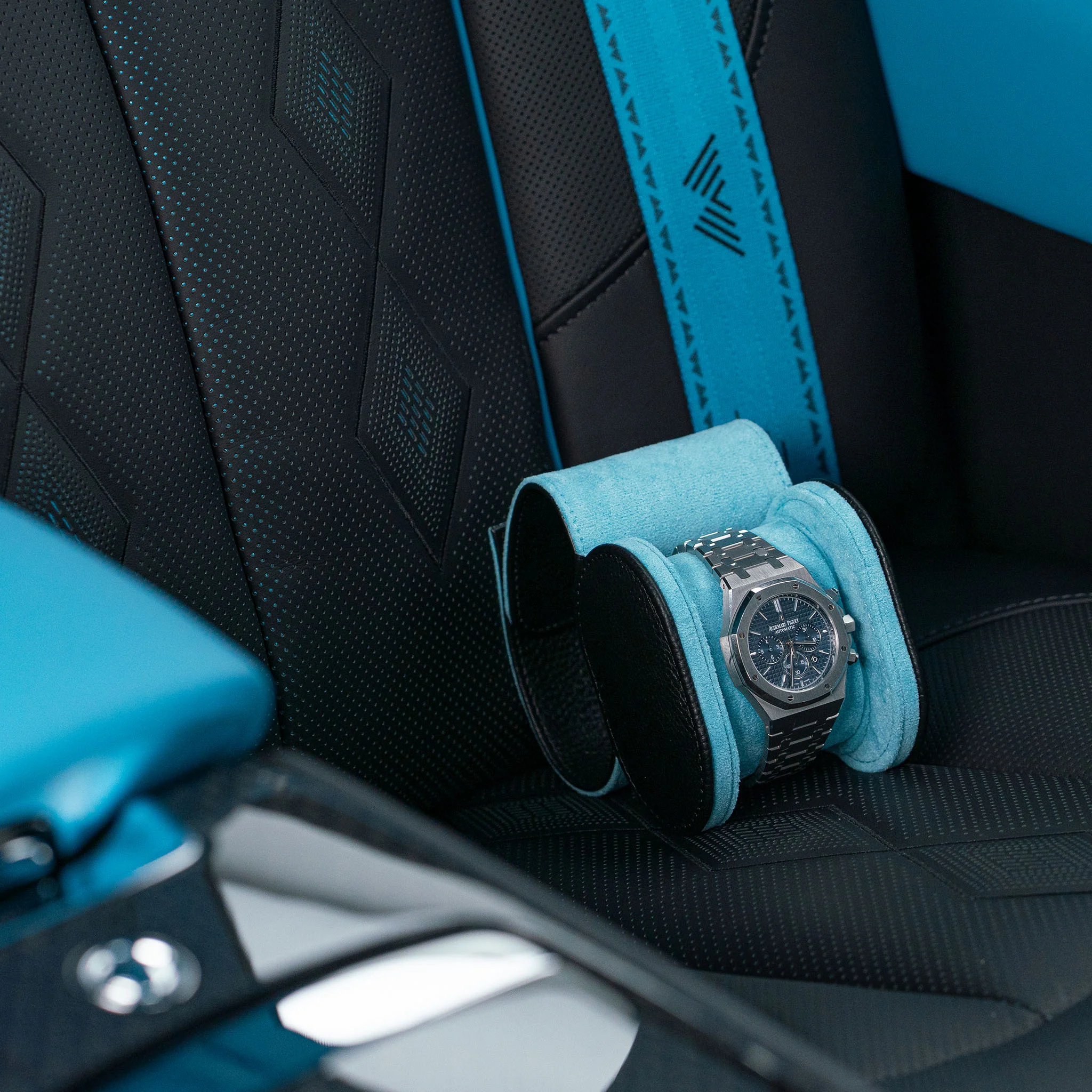 Travel Watch Case - Image 3